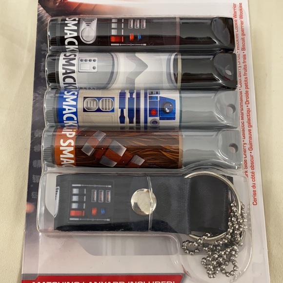 🌸 NWT Star Wars Chapstick 4 pack set with lanyard - Picture 3 of 3